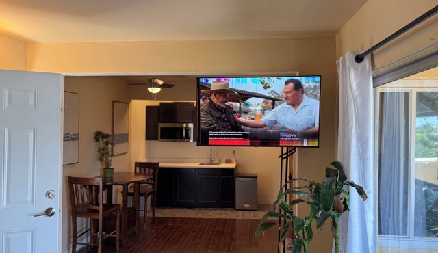 Peaceful 1-bedroom Retreat in Pleasant Hillside SGV in Rosemead
