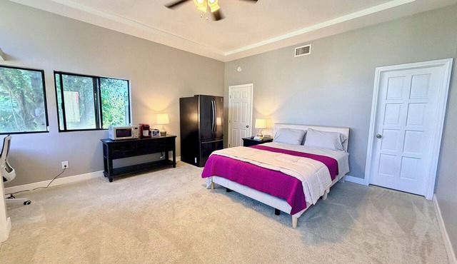 Peaceful Foothill Getaway Tennis & 40+ Fruit Trees