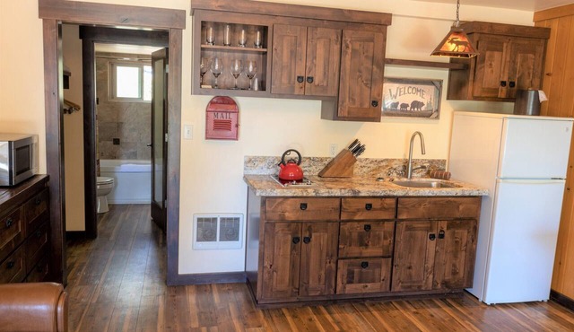 Pet Friendly One Bedroom