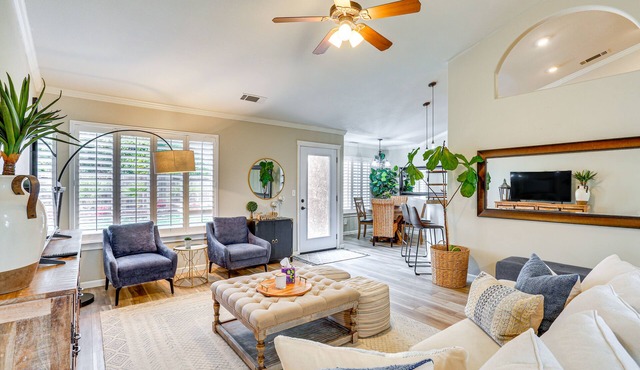 Pet-Friendly Redding Home w/Spacious Patio