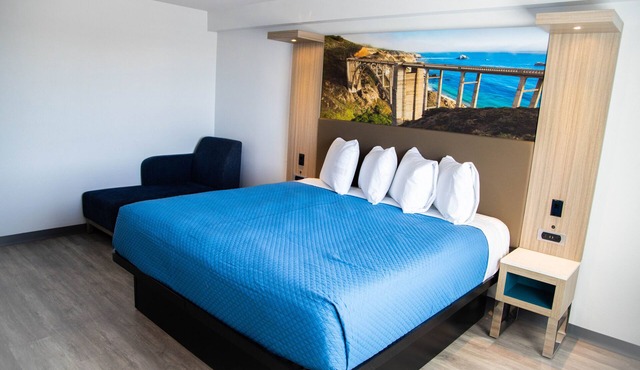 Pico Rivera Inn and Suites