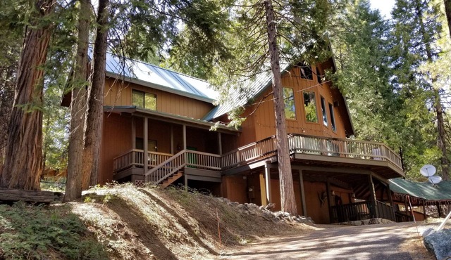 PinecrestAreaRentals #5 Gorgeous! 3rd night free. Just Book 2nights.