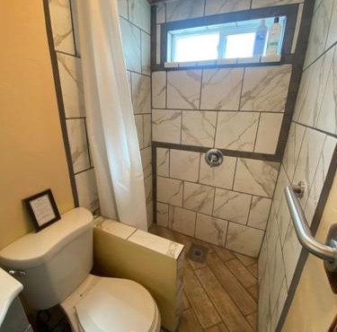 Ponderosa Suite 1