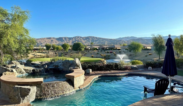 Prime dates are booking fast! Beautiful Private Pool with an Island View