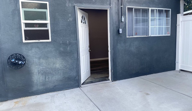 Private back House