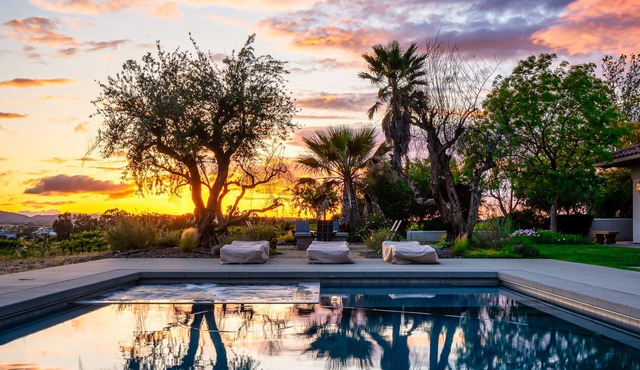 Private guest house on 40 acres with pool, spa, & game room