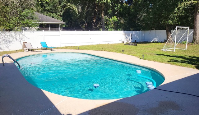 Private pool in a spacious 3/2 NORTH FL home. in Keystone Heights