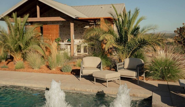 Private Vineyard Villa with Pool and Outdoor Luxury Kitchen