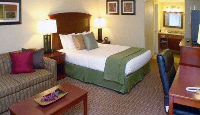Quality Inn & Suites, Santa Cruz Mountains