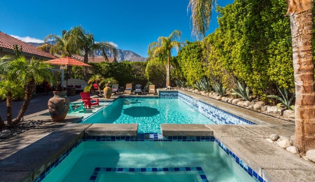 Quiet retreat with fantastic pool and fantastic mountain views