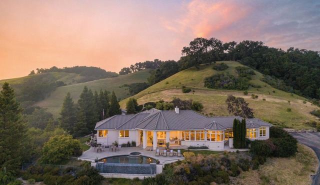 Rancho Notso Grande by AvantStay | Luxe Home, View