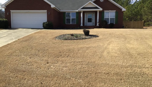 Recently Reduced!Masters rental. 4 BR 2800 sq ft home, just 5 mi from Masters in Augusta
