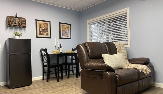 Rejuvenation Cottage -Wine Country Tranquility