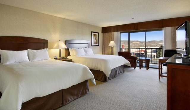 Relax and Unwind! 3 Convenient Units, Outdoor Pool, FREE Parking, Pets Allowed!