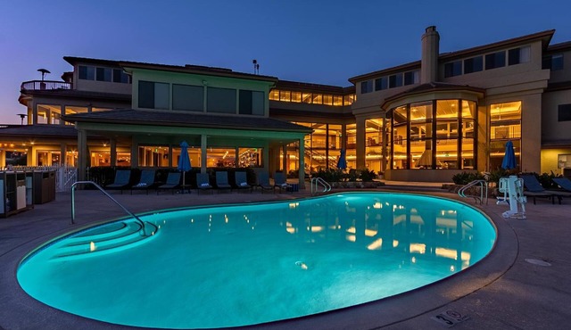 Relaxing Suite | 5 Miles to Mediterranean-style Capitola Wharf