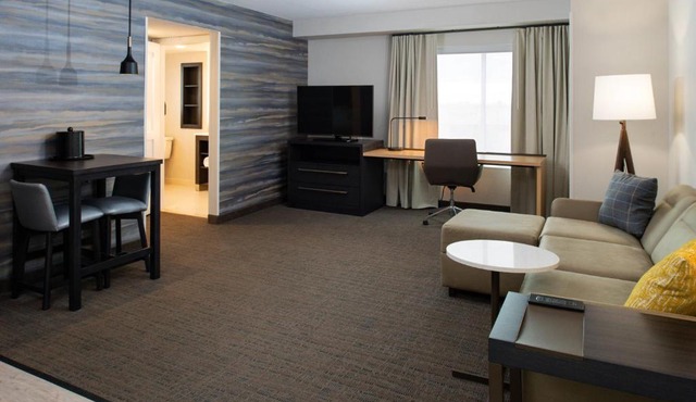 Residence Inn Visalia