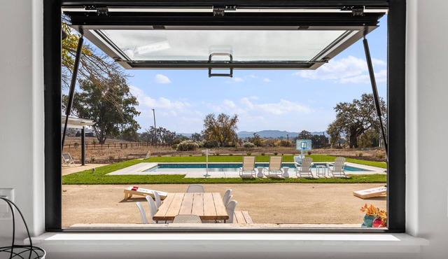 Resort-Like Amenities Inside & Out, Close to Downtown Paso, Great for Families