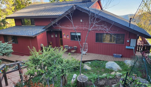 Retreat to this 4/2 Mi-Wuk Village Residence Awesome Window Views