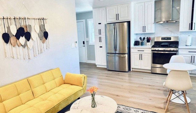 Rogers Rd 3BR 2BA | Near Downtown San Diego in Spring Valley