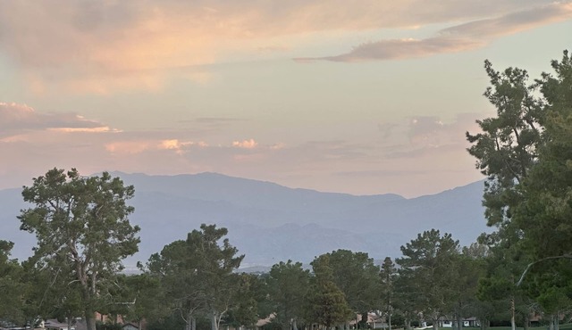 Sage & Stone Retreat with lots of amenities