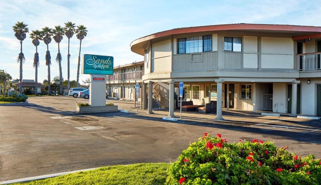 Sands by the Sea Motel