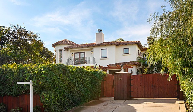 Serene Garden Setting, Walking Distance To Swami Beaches And Down Town Encinitas in Encinitas