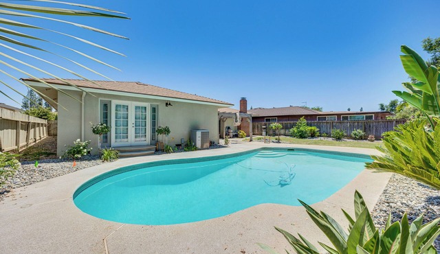 Shop, Hike & Explore: Fresno Home w/Private Pool!