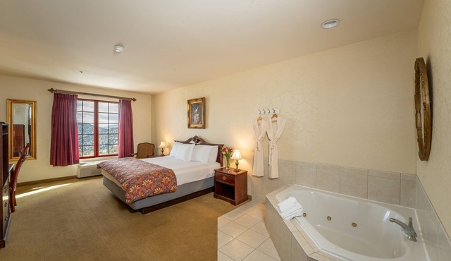 Silverland Inn and Suites