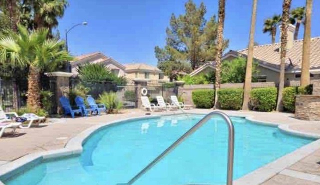 Single Story House W/community POOL 4bd Room 2 Bath Billiards Table