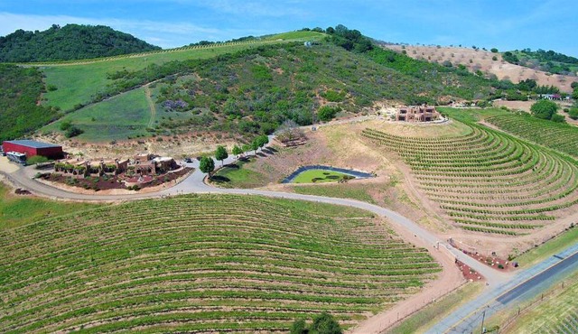 Sirena Vineyard Resort - 3 Bedroom guest house