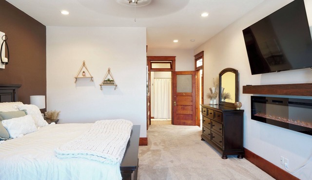 Sleeps 11+ in Sidney