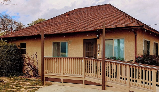 Small Home, Large Lot in Rural, Walkable Community Near Lakes and Rivers