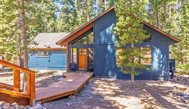Solitude Retreat in Tahoe Vista - Dog friendly - Near Kings Beach