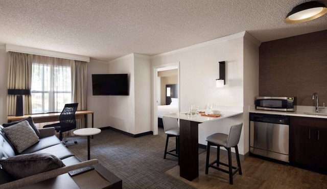 Sonesta ES Suites Fresno