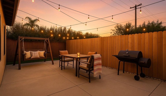 South Bay Family Retreat - Private Playground, Yard & Movie Lounge