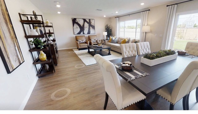 Spacious 5-bedroom house in Homeland, California!