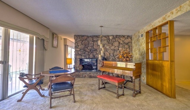 Spacious Culver City Home – Close to Venice and Downtown LA: Searose