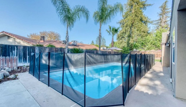 Spacious Fig Garden 4BR 2BA Home with Pool