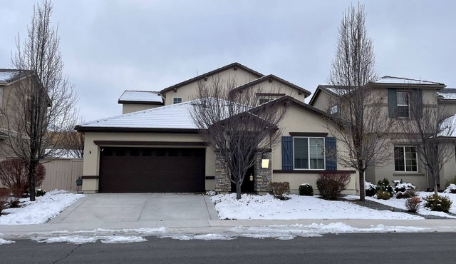 Spacious South Reno Home Getaway