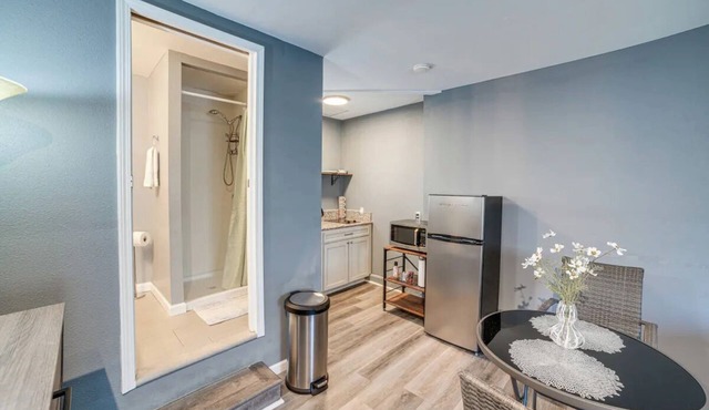 Spacious Studio with Private Entry