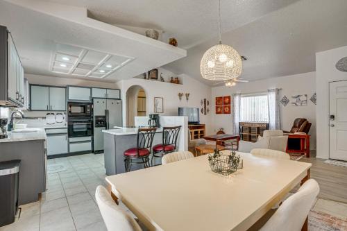 Spacious Yard! Yuma Escape, Near Shops & Golf in Yuma