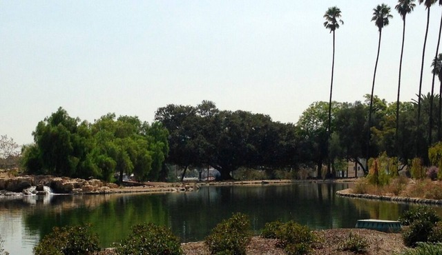 Spanish in Walkable Silverlake- gorgeous remodel, view of Rowena Resevoir