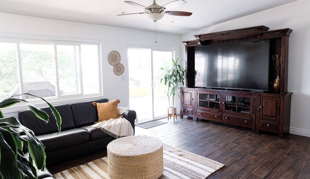 Spectacular Views and Comfort-Book Now! King Bed! in Chula Vista