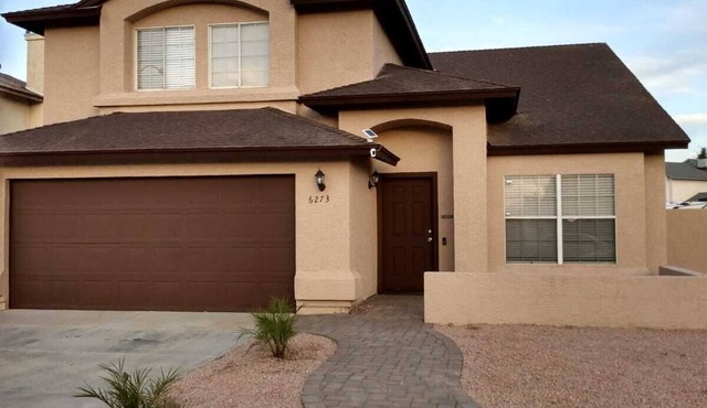 Stadium Side Serenity: Your Home Away from Home in Glendale