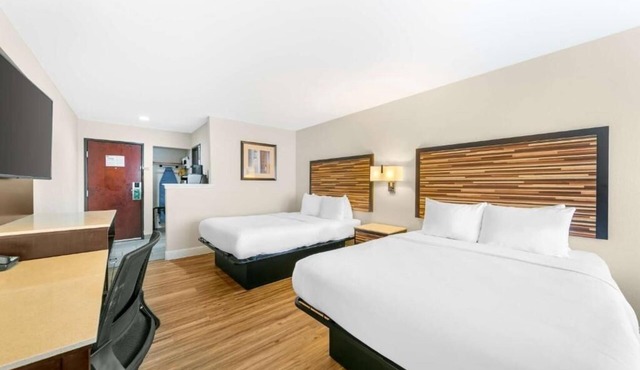 Stay Close to Art at This Charming Room Near Crocker Museum