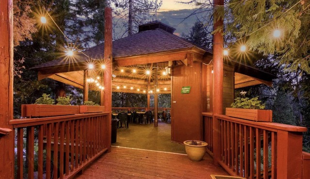 Strawberry Inn