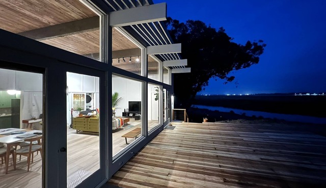 Strawberry Sands - Modern Beach House