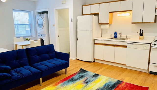 Studio Condo *parking* 3-minute walk to subway: Harvard,MIT,Lesley,Tufts,Boston in Cambridge