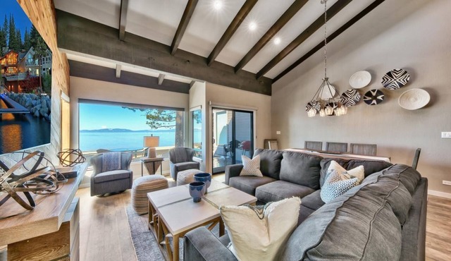 Stunning Lakefront Near Heavenly LLV611
