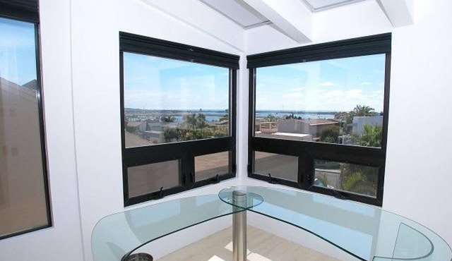 Stunning View Mission Bay Luxury Home Private Pool in San Diego
